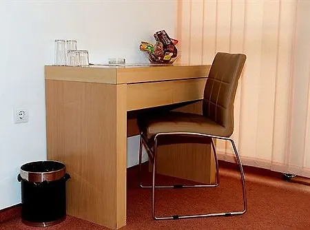 Отель Citius 3*